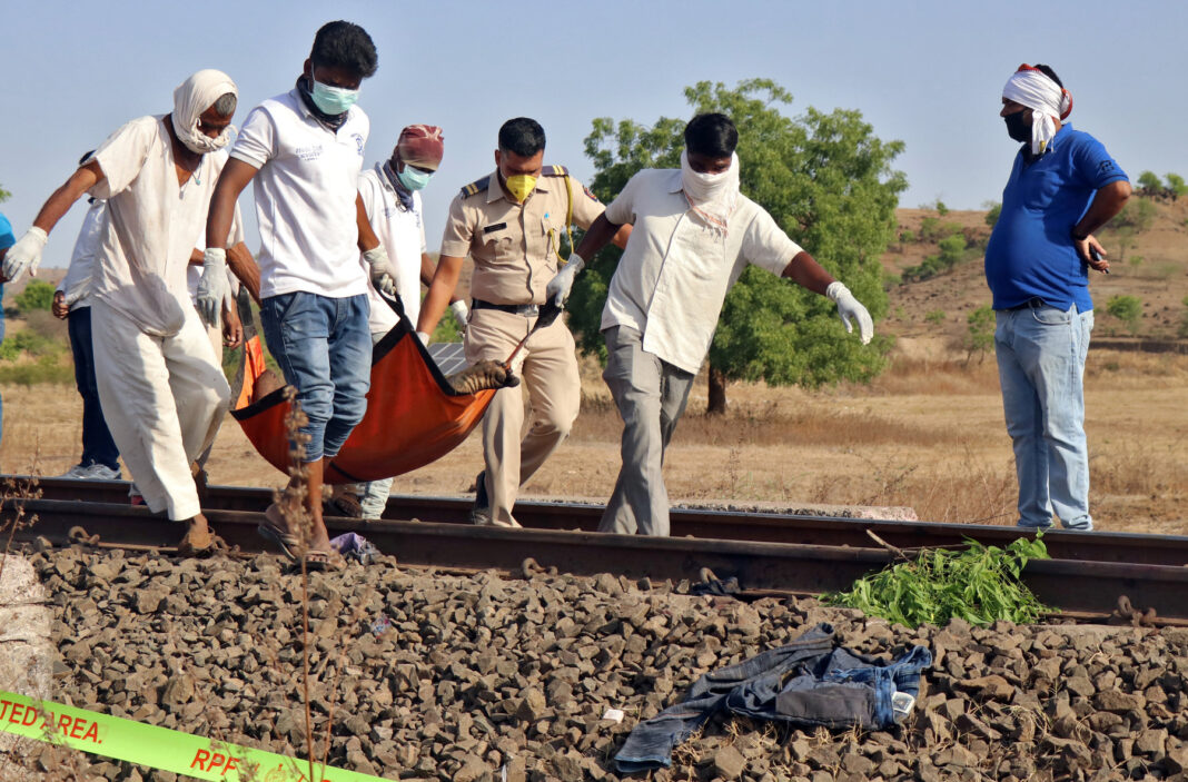 Indian migrant deaths: 16 sleeping workers run over by train